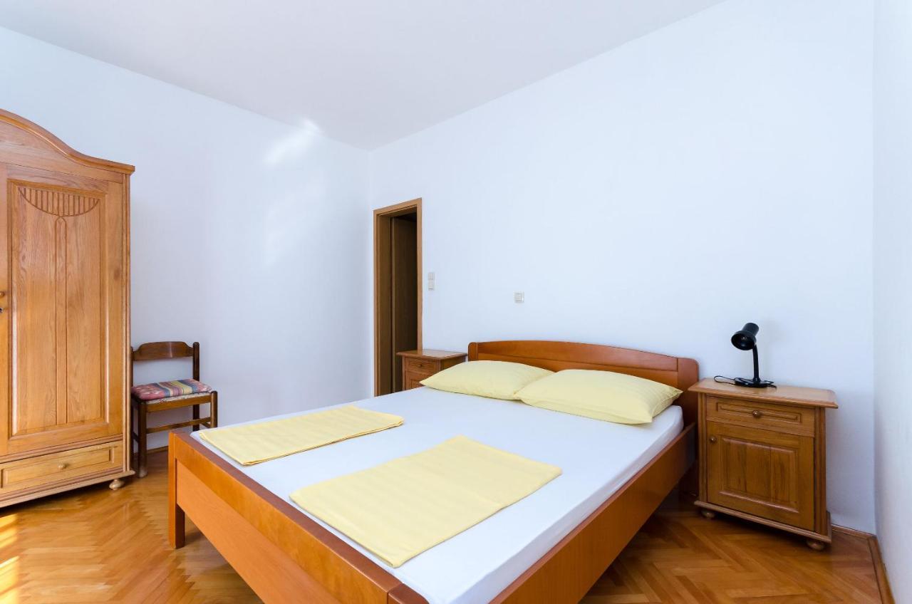 Apartments Ruza A ロパール エクステリア 写真