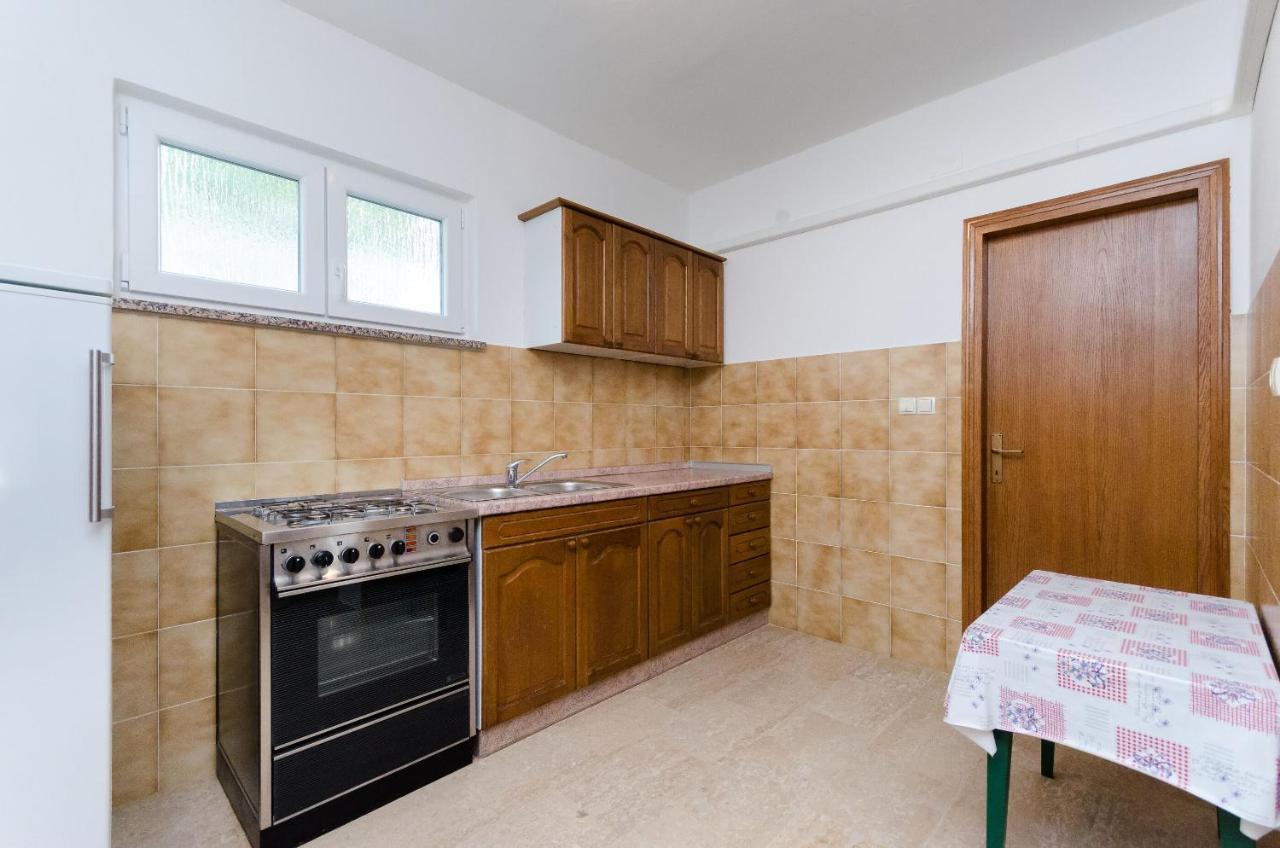 Apartments Ruza A ロパール エクステリア 写真